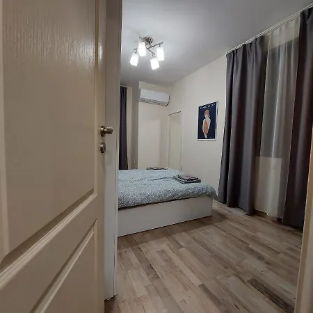 My Place Downtown Apartment *